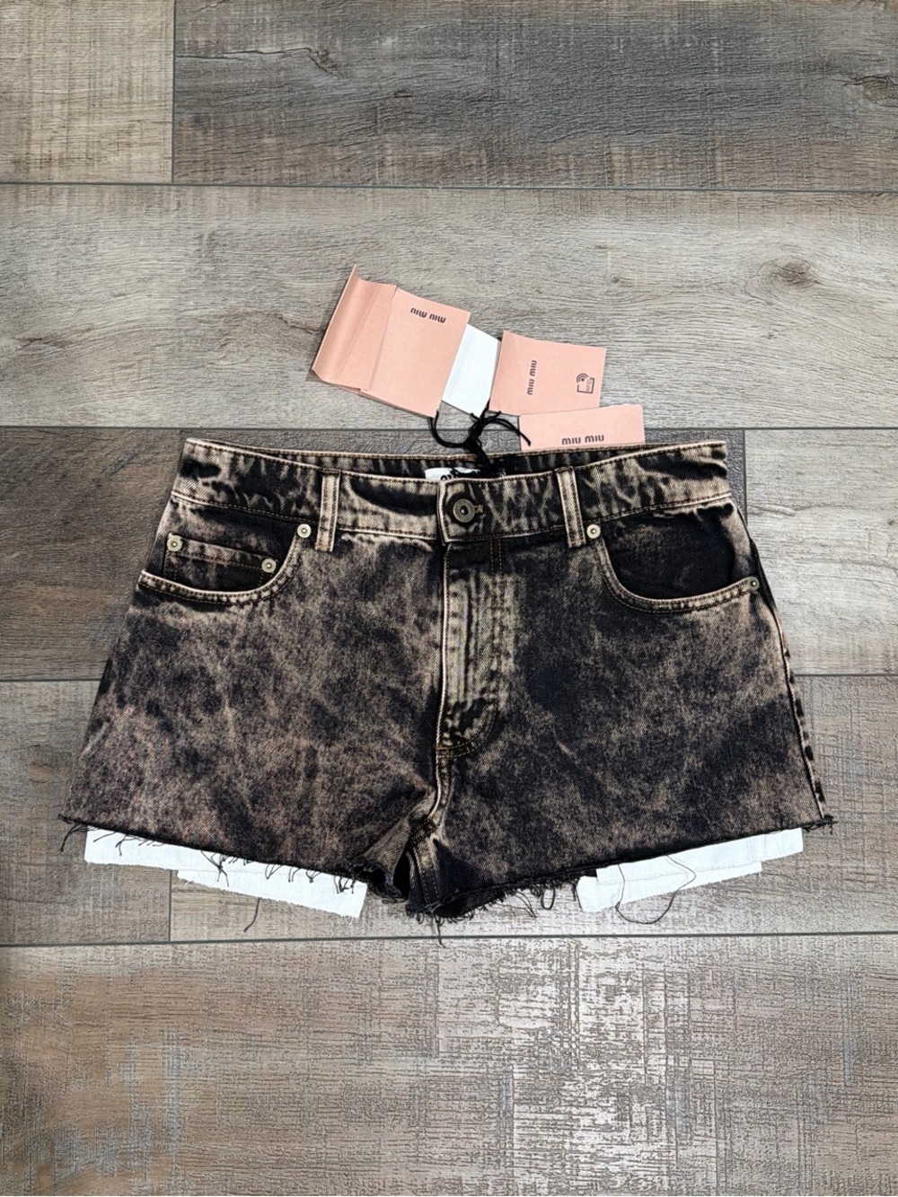 Miu Miu brown marbleized denim shorts in brown Nero - Picture 2 of 7
